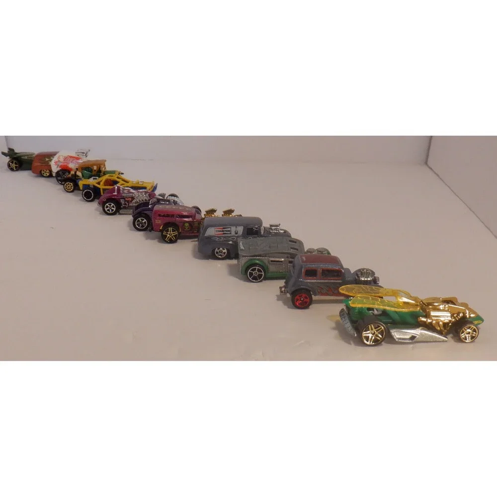 Lot Of‎ 12 HotWheels And Other Die-Cast Cars